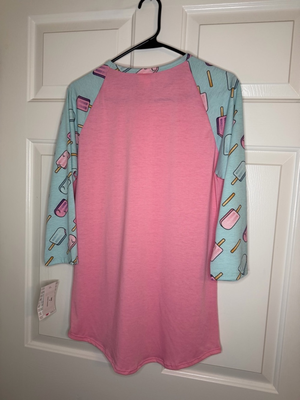 LuLaRoe Pink Top with Mint Trim and Fun Popsicle Print NWT size Small - Picture 5 of 6